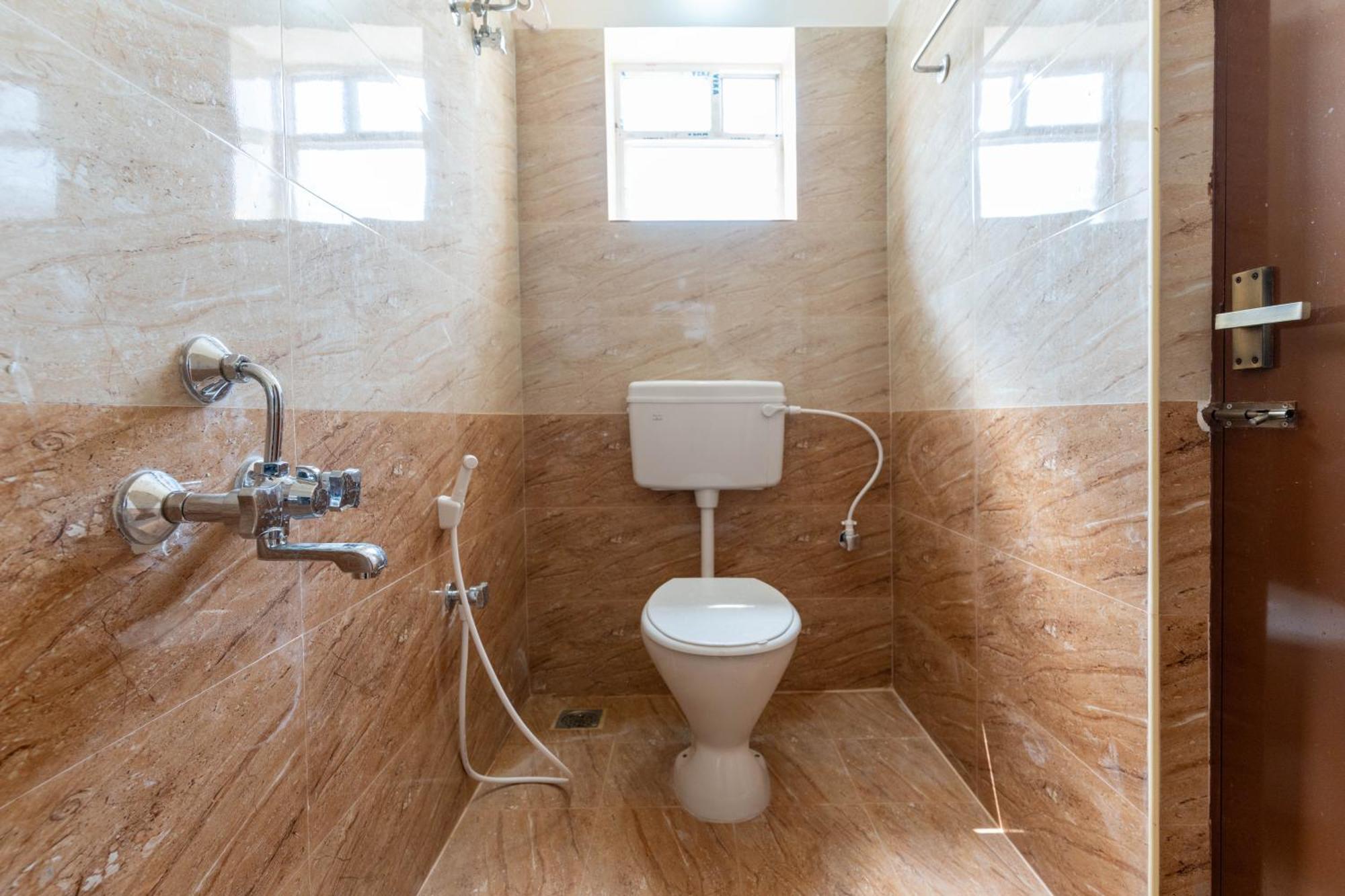 Aishwaryam Service Apartment Chennai Dış mekan fotoğraf