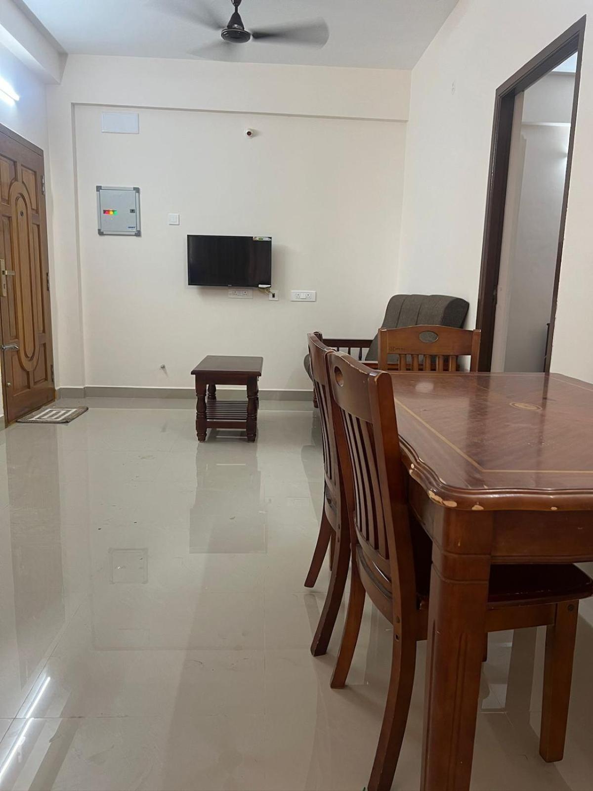 Aishwaryam Service Apartment Chennai Dış mekan fotoğraf